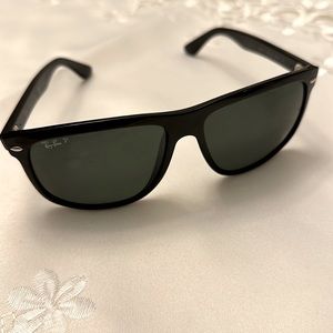 RayBan 4147 Boyfriend Sunglasses- good
